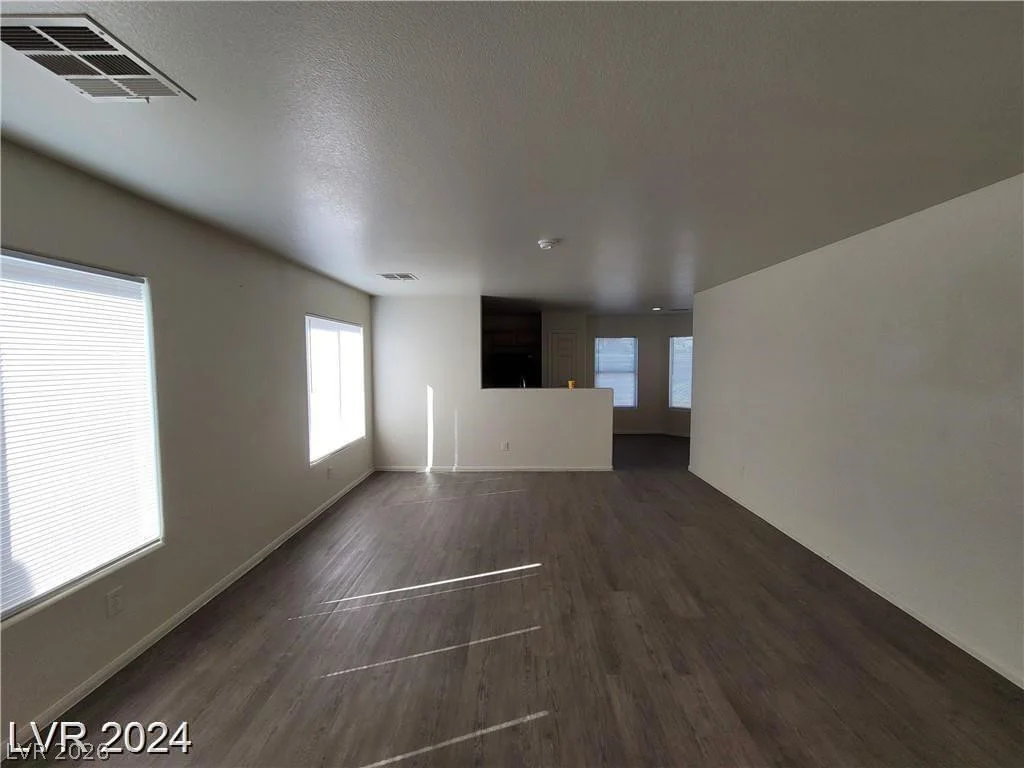 2711 Morning Break, Las Vegas, NV 89142