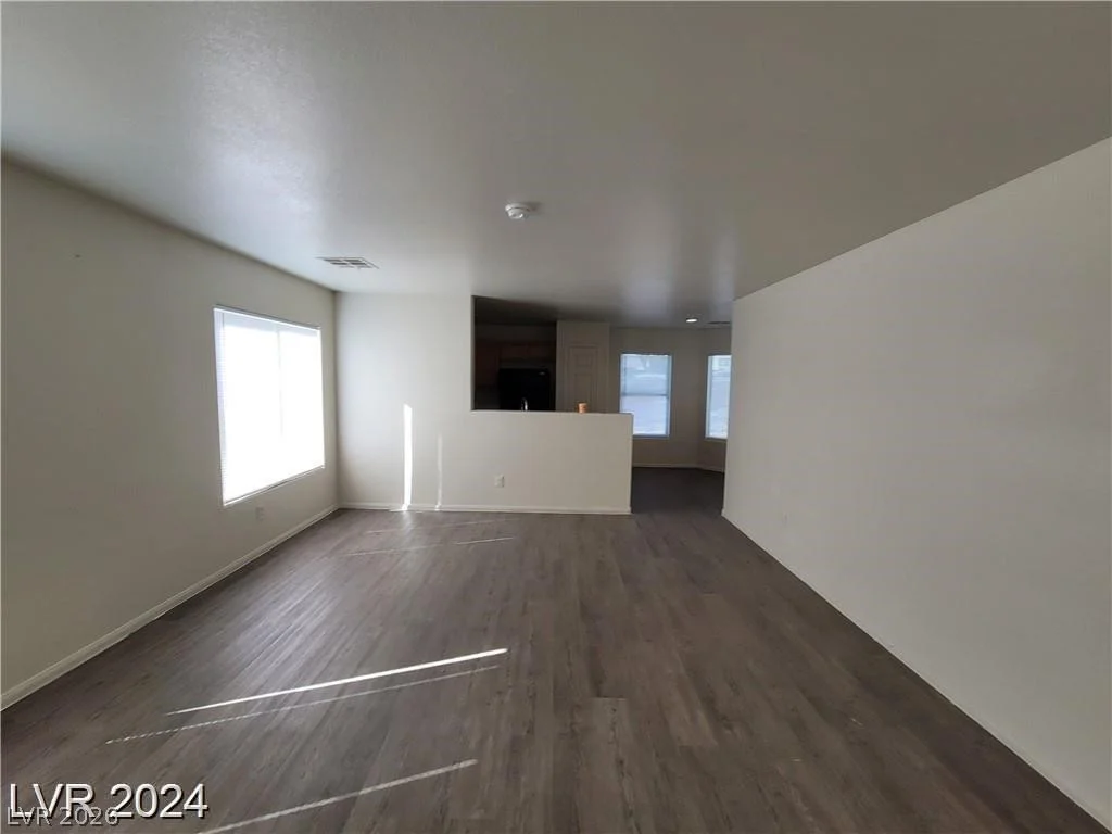 2711 Morning Break, Las Vegas, NV 89142