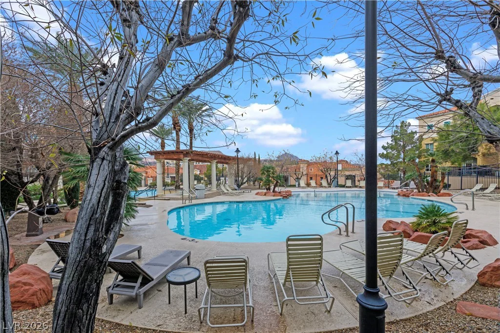 30 Strada Di Villaggio, Henderson, NV 89011