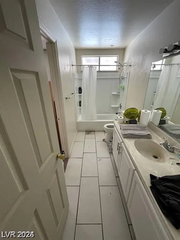 45 Logan, Las Vegas, NV 89110