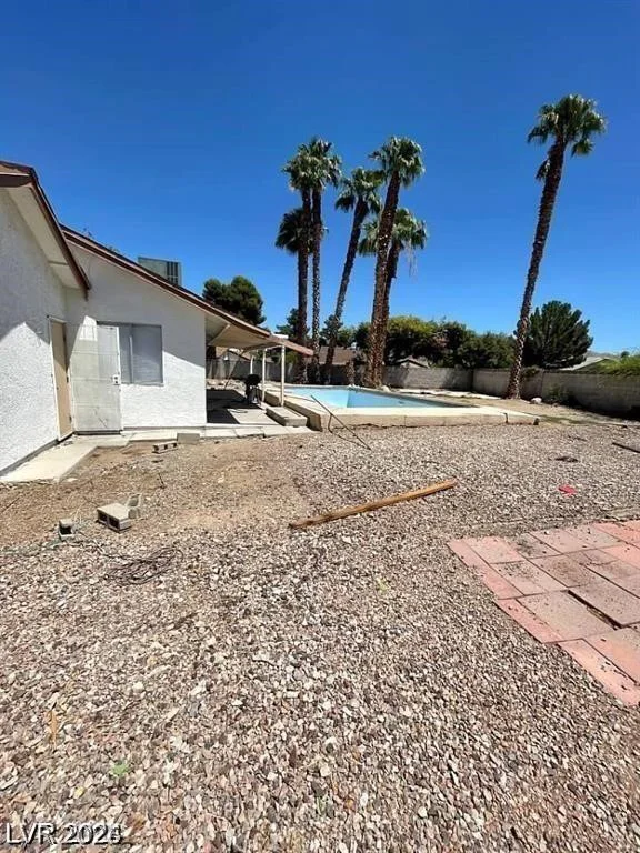 45 Logan, Las Vegas, NV 89110