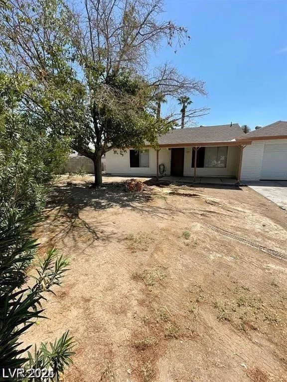 45 Logan, Las Vegas, NV 89110