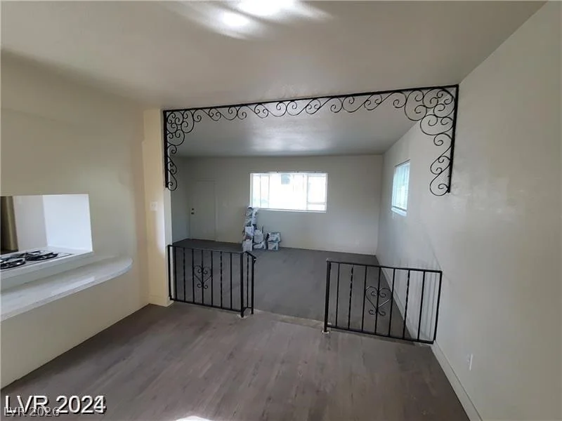 4321 El Conlon, Las Vegas, NV 89102