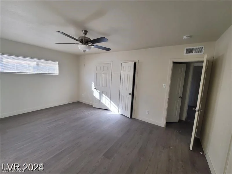 4321 El Conlon, Las Vegas, NV 89102