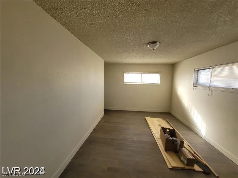 4321 El Conlon, Las Vegas, NV 89102