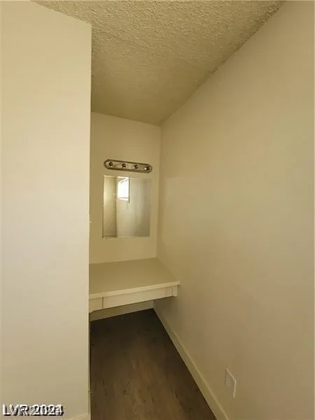 4321 El Conlon, Las Vegas, NV 89102