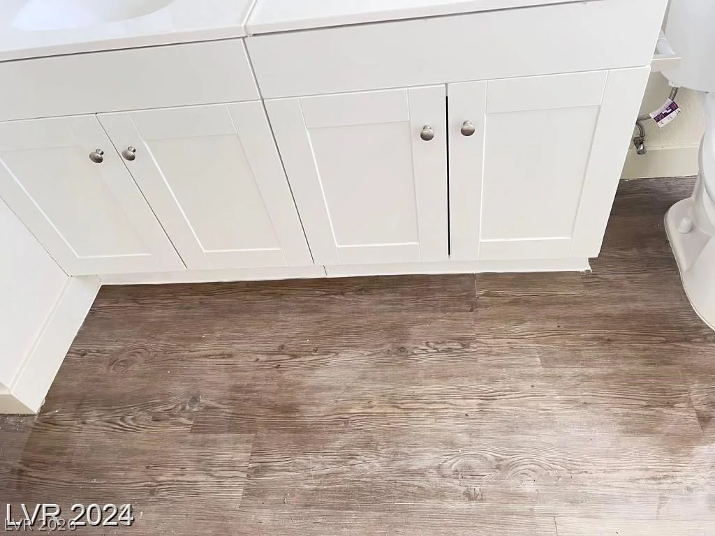 4321 El Conlon, Las Vegas, NV 89102