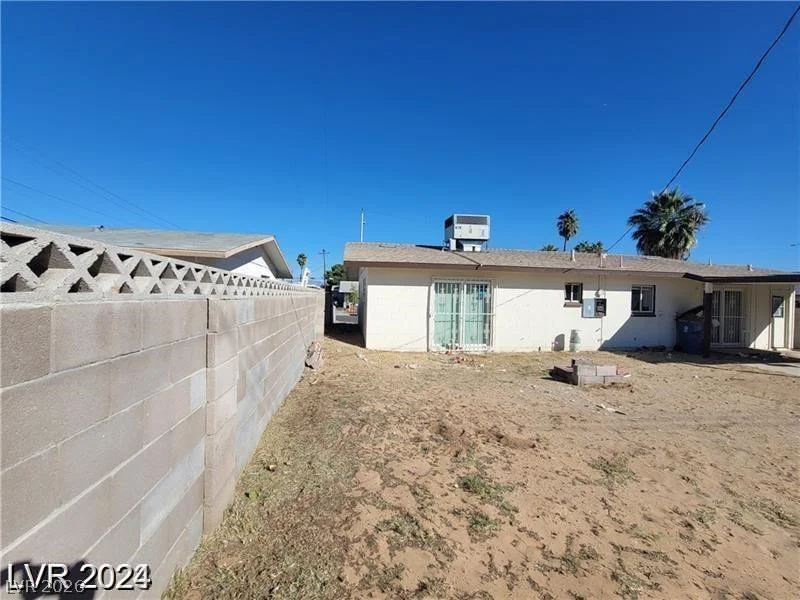 4321 El Conlon, Las Vegas, NV 89102
