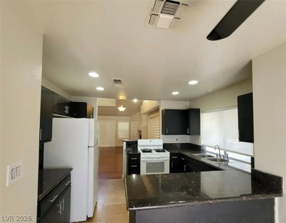 6902 Emerald Springs, Las Vegas, NV 89113