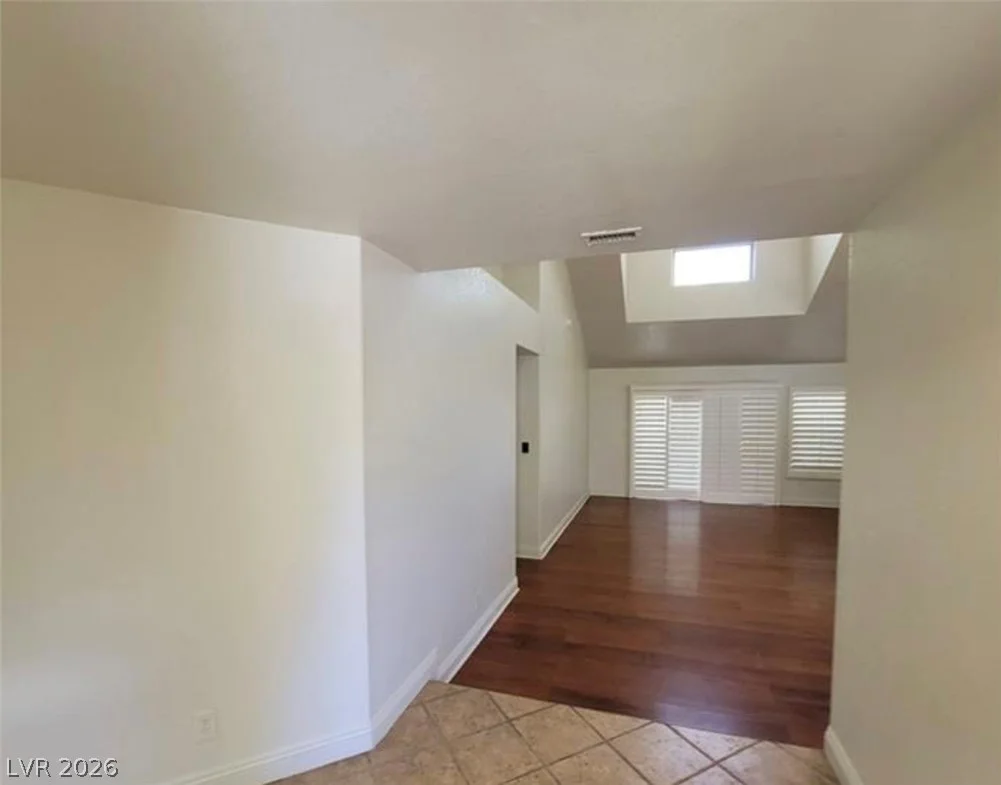 6902 Emerald Springs, Las Vegas, NV 89113