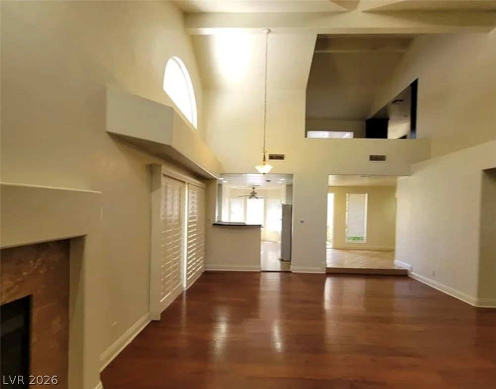 6902 Emerald Springs, Las Vegas, NV 89113