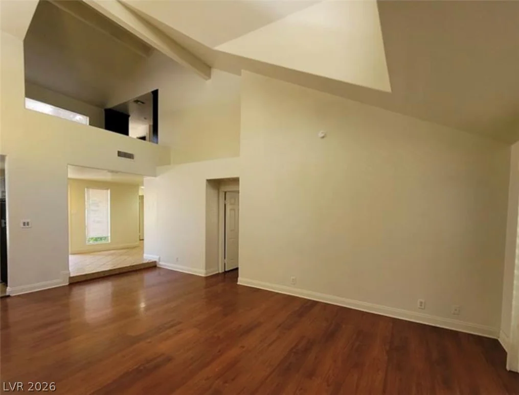 6902 Emerald Springs, Las Vegas, NV 89113