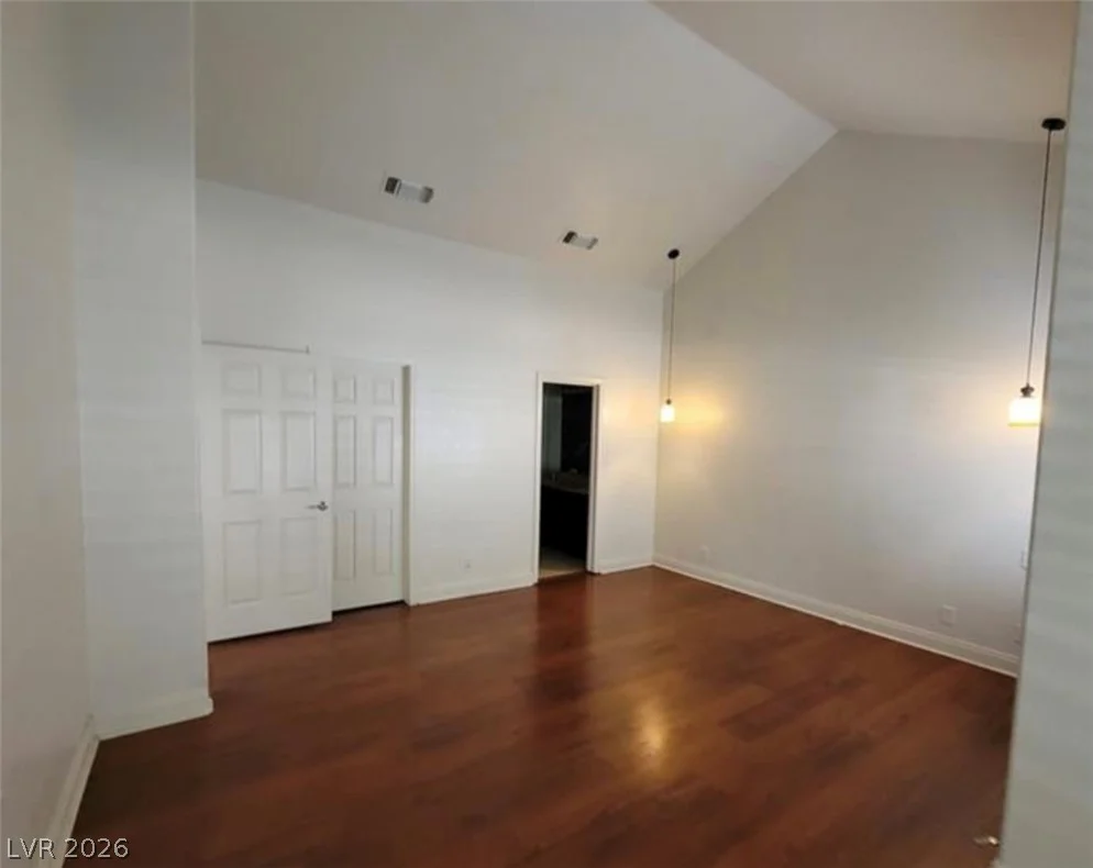 6902 Emerald Springs, Las Vegas, NV 89113