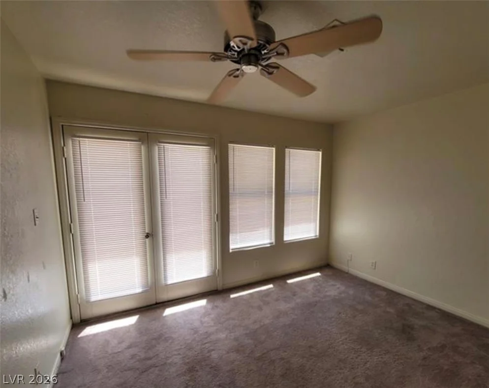 6902 Emerald Springs, Las Vegas, NV 89113