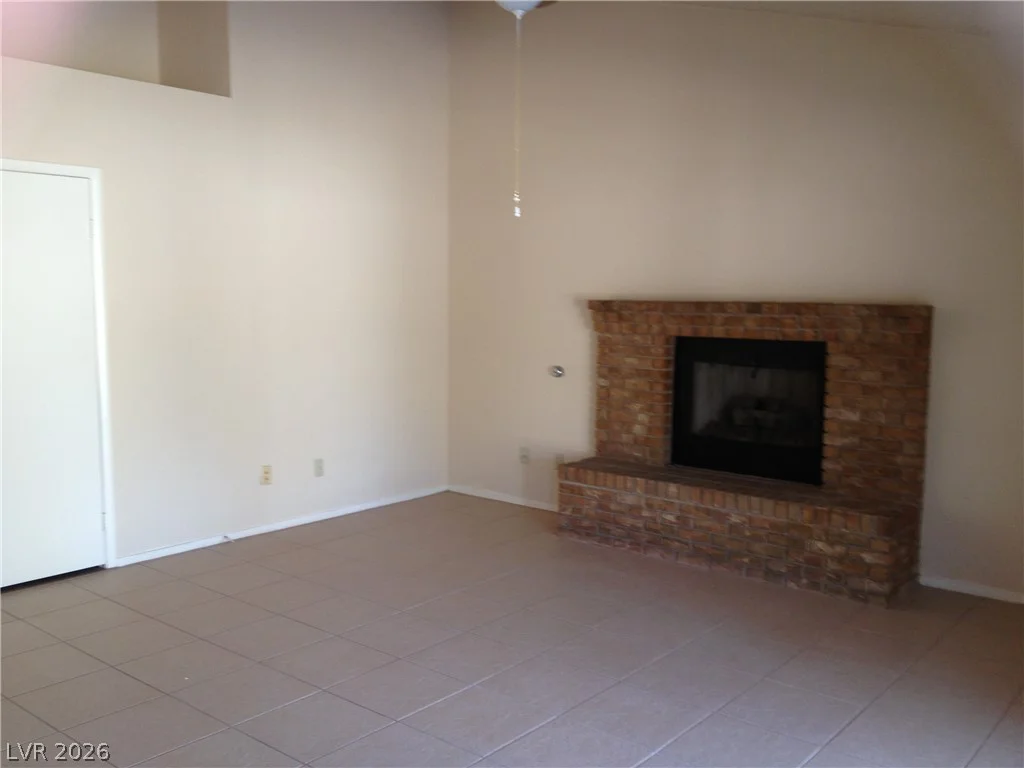 4618 Black Stallion, North Las Vegas, NV 89031