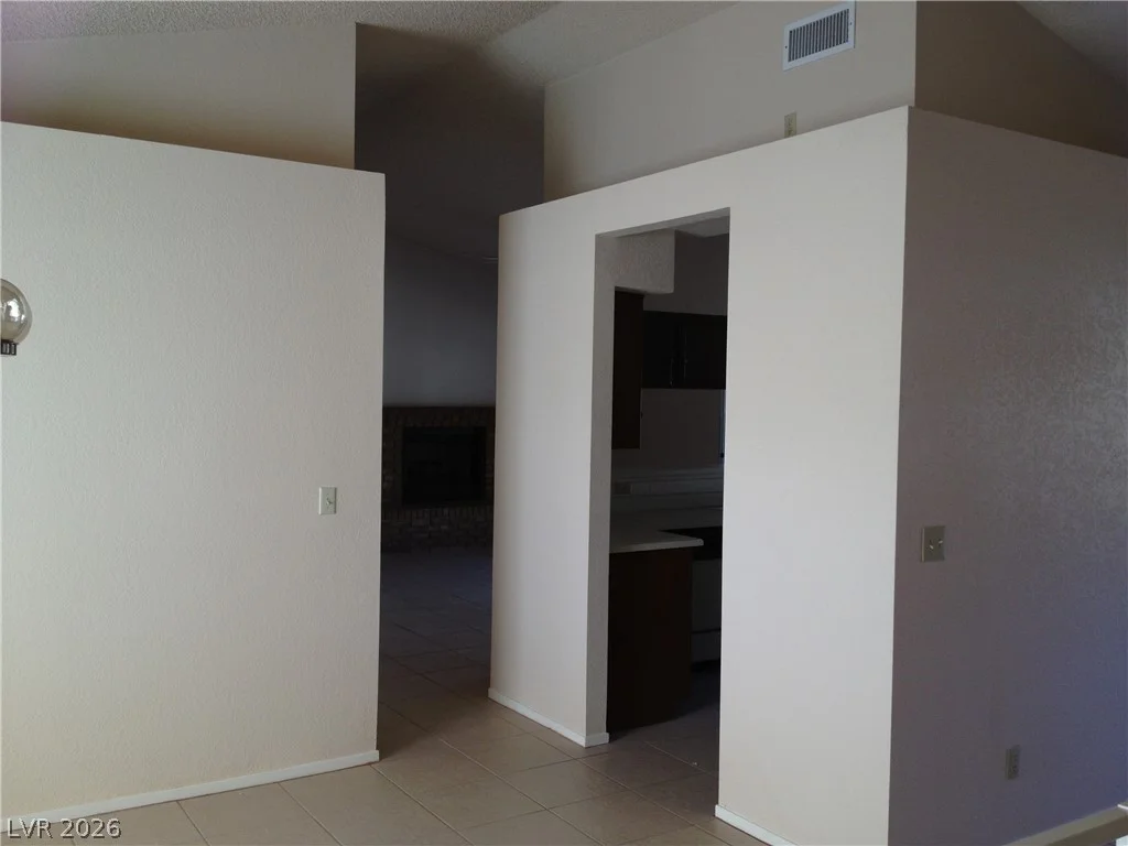 4618 Black Stallion, North Las Vegas, NV 89031