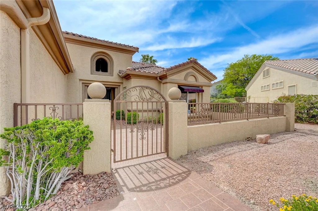 2401 Sierra Sage, Las Vegas, NV 89134