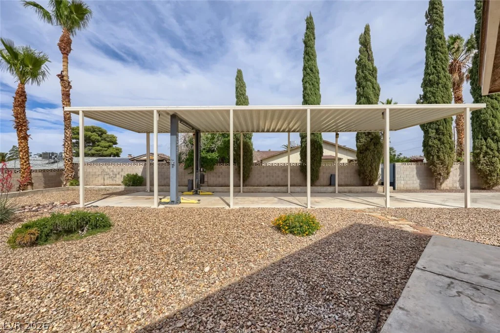 3450 Warm Springs, Las Vegas, NV 89118