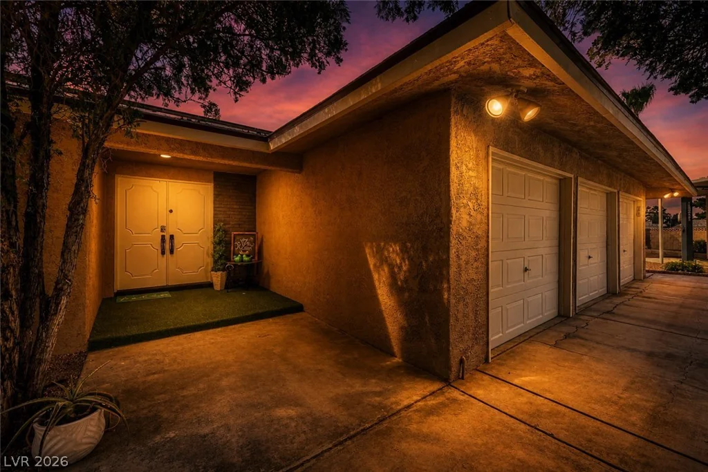 3450 Warm Springs, Las Vegas, NV 89118