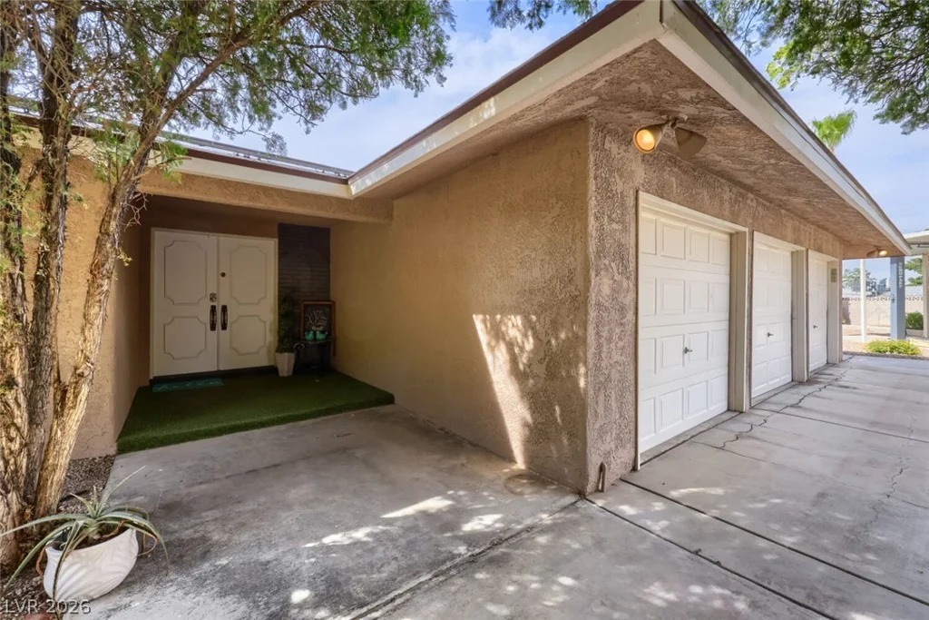 3450 Warm Springs, Las Vegas, NV 89118