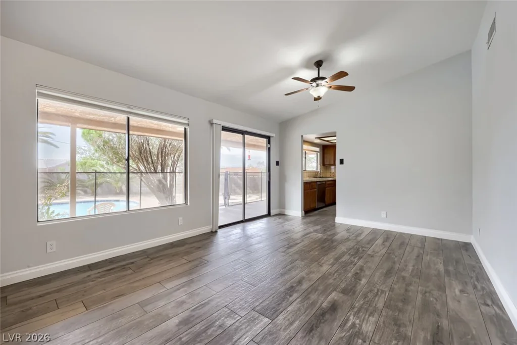 3450 Warm Springs, Las Vegas, NV 89118