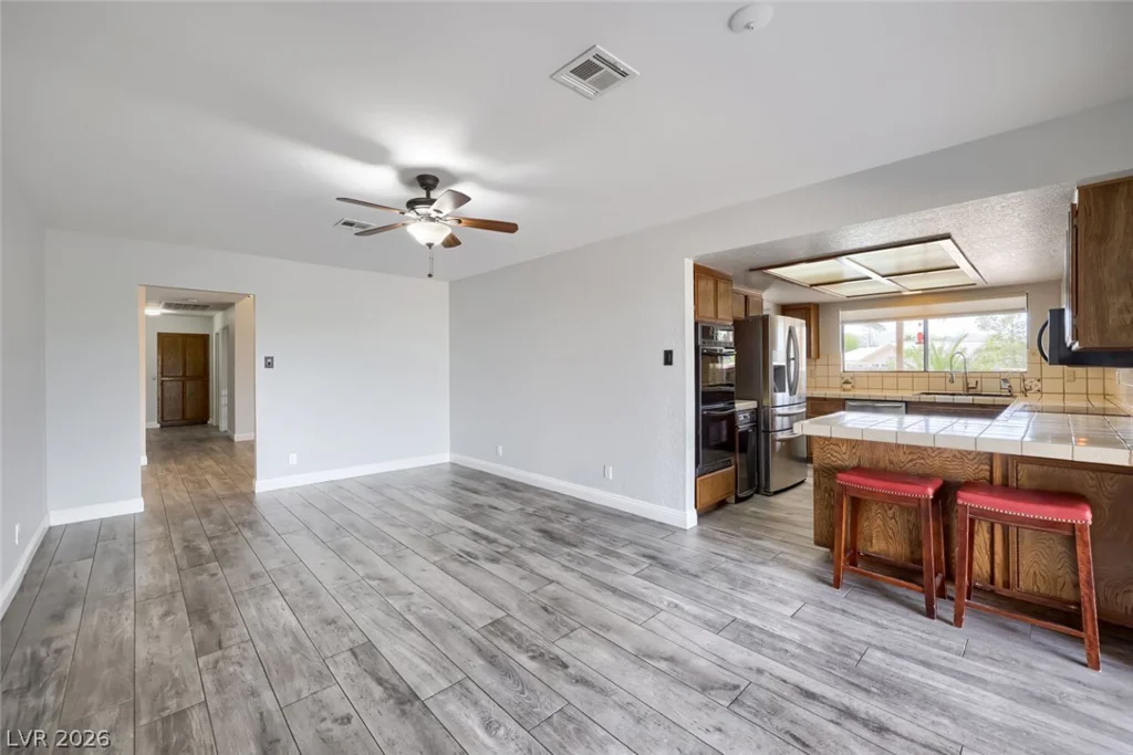 3450 Warm Springs, Las Vegas, NV 89118