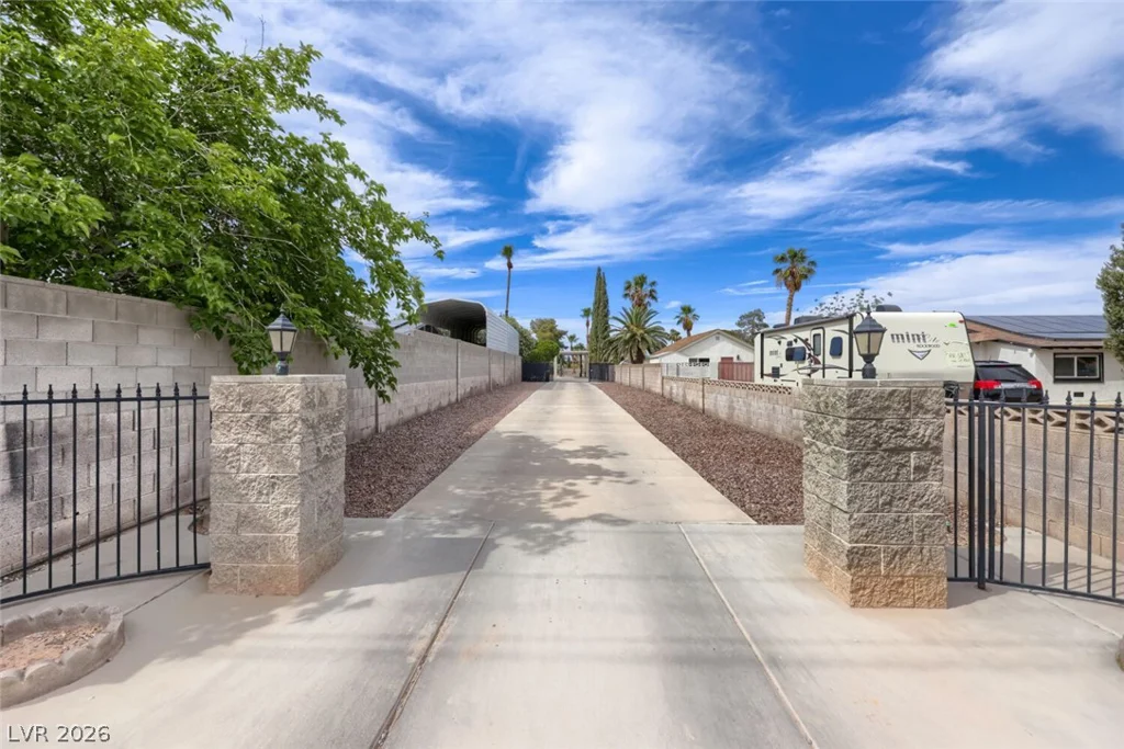 3450 Warm Springs, Las Vegas, NV 89118