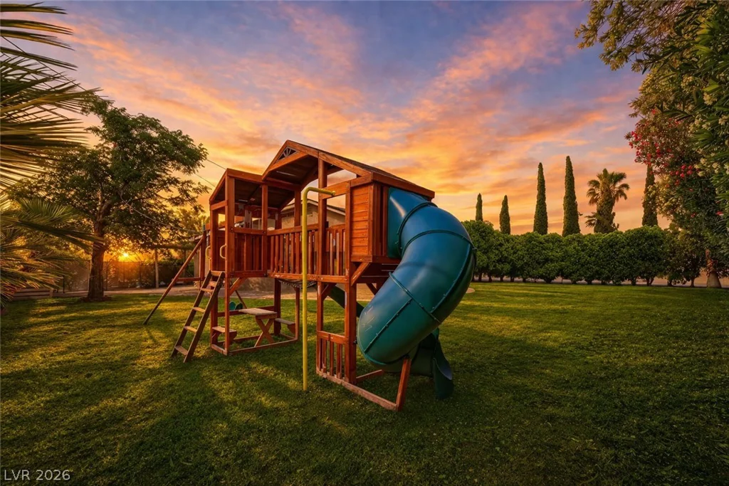 3450 Warm Springs, Las Vegas, NV 89118