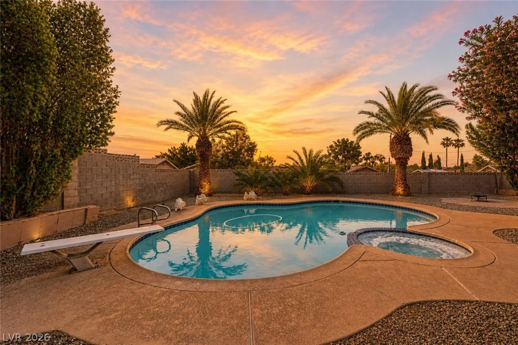 3450 Warm Springs, Las Vegas, NV 89118