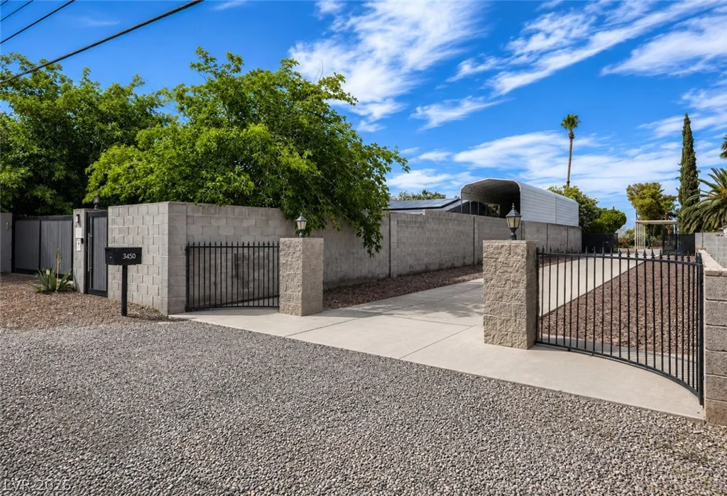 3450 Warm Springs, Las Vegas, NV 89118