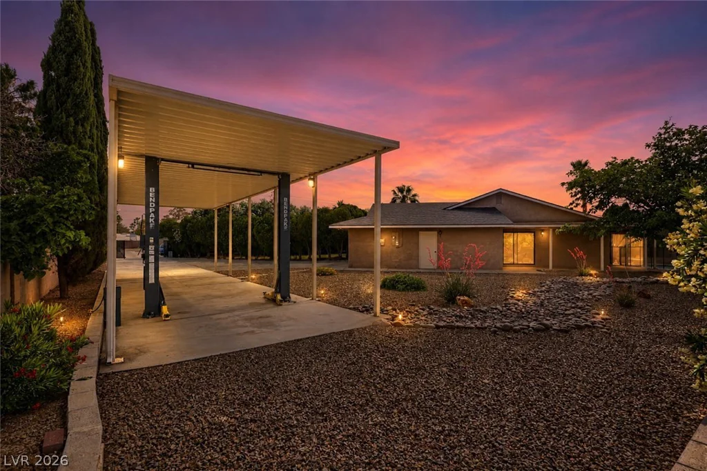 3450 Warm Springs, Las Vegas, NV 89118