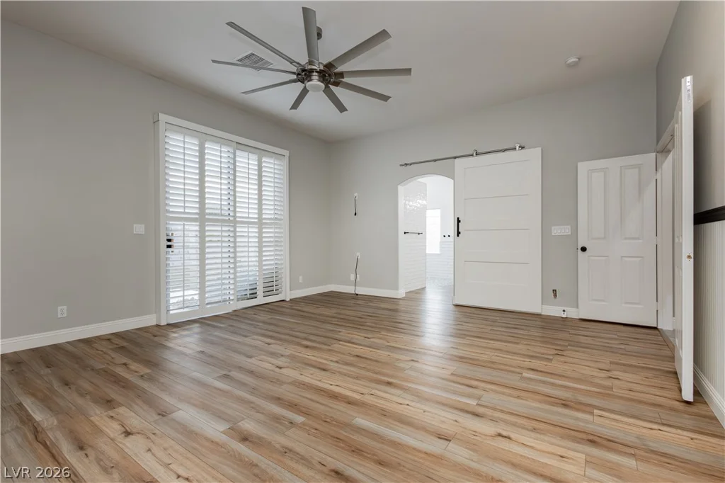 6688 Martinsville, Las Vegas, NV 89110