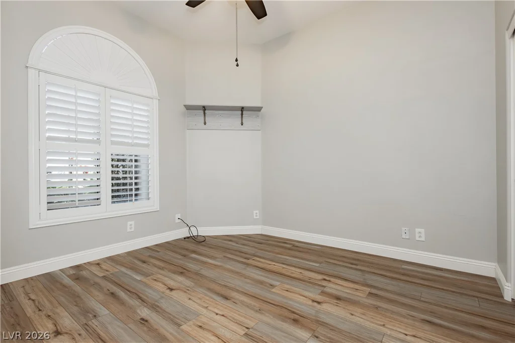 6688 Martinsville, Las Vegas, NV 89110