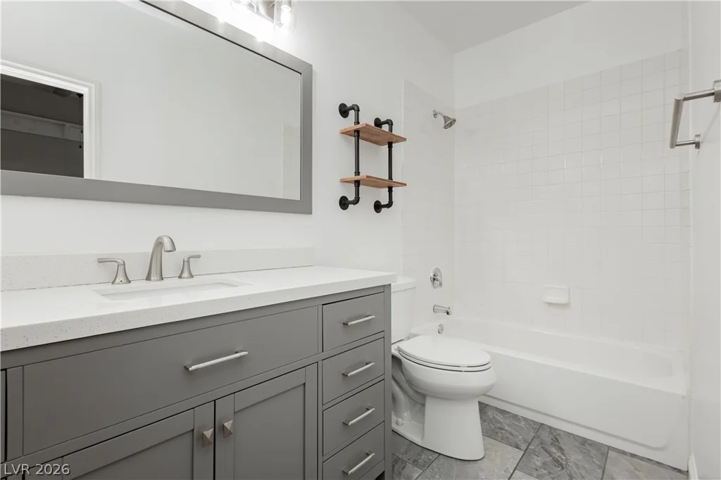 6688 Martinsville, Las Vegas, NV 89110