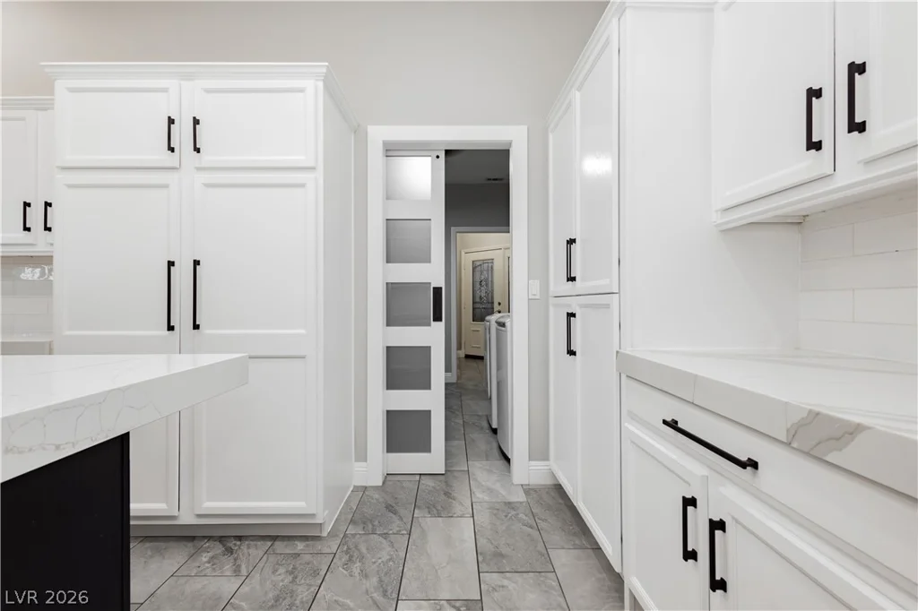 6688 Martinsville, Las Vegas, NV 89110