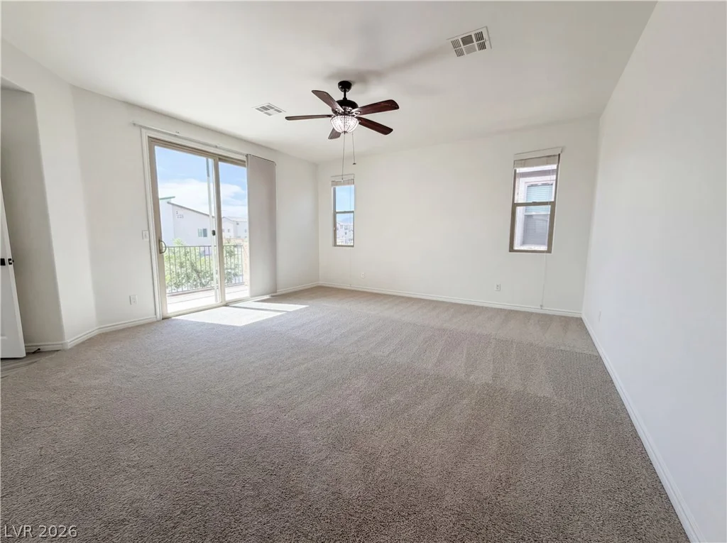 7779 Harthill Park, Las Vegas, NV 89113