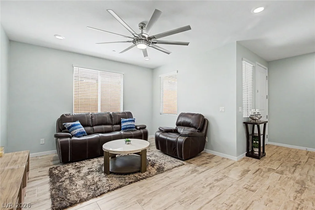 194 Viento Ridge, Henderson, NV 89012