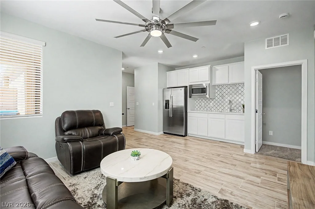 194 Viento Ridge, Henderson, NV 89012