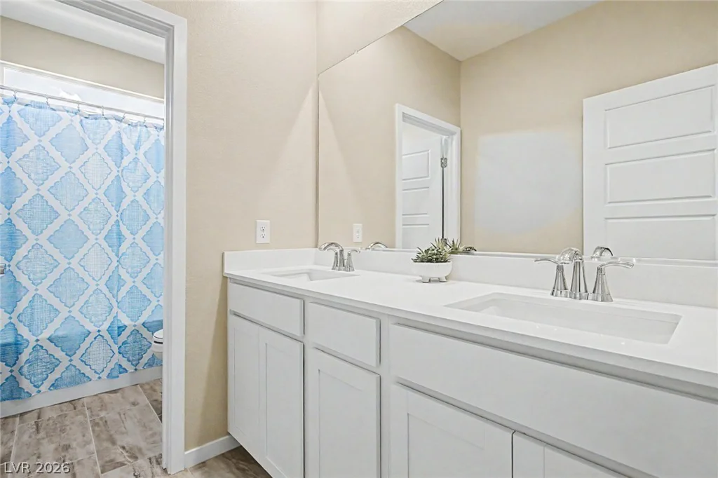 194 Viento Ridge, Henderson, NV 89012