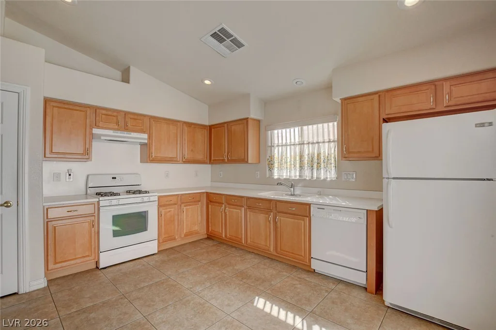 8575 Little Fox, Las Vegas, NV 89123