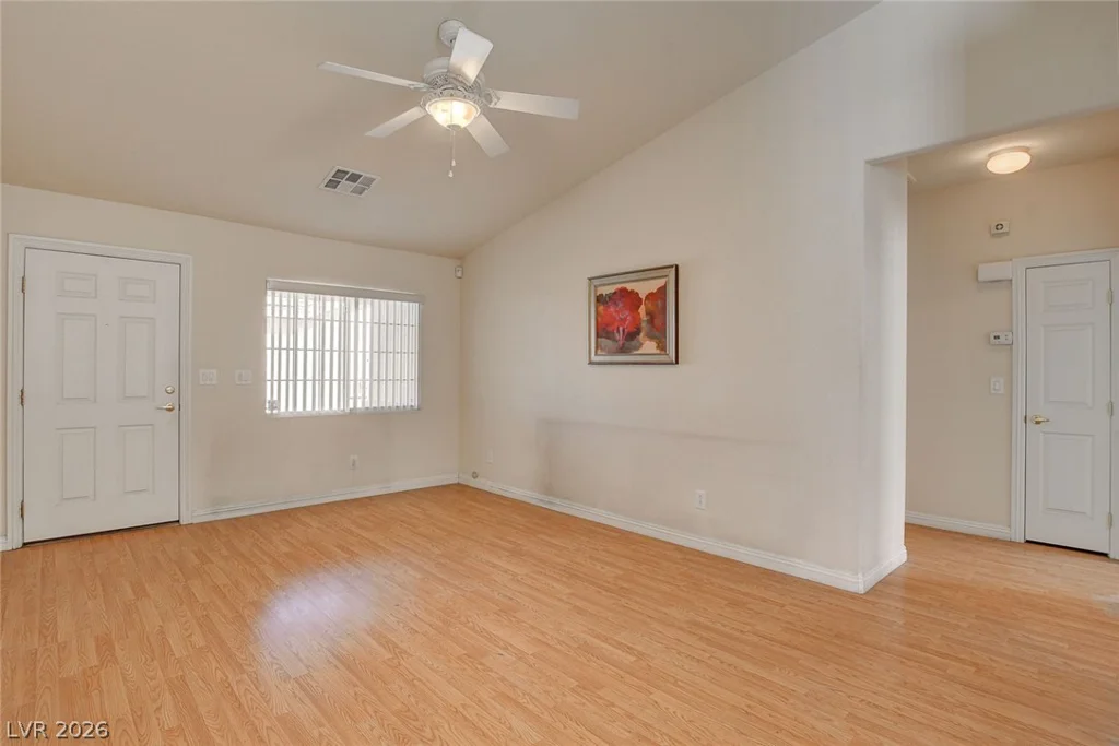 8575 Little Fox, Las Vegas, NV 89123