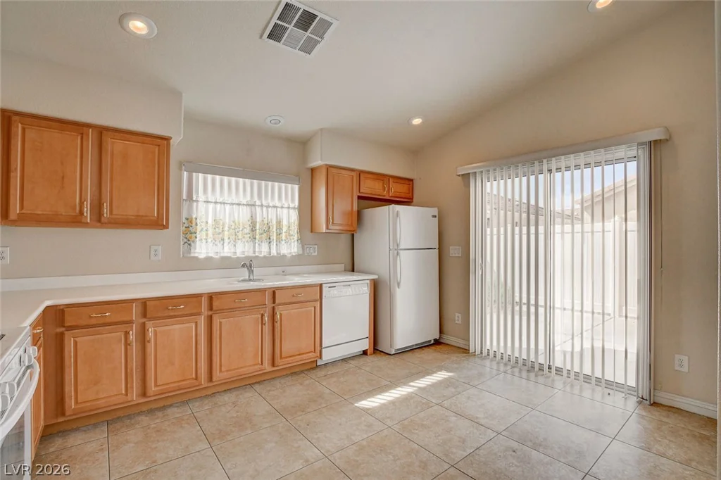 8575 Little Fox, Las Vegas, NV 89123