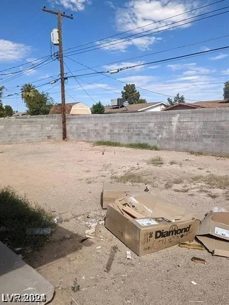1932 Lawry, North Las Vegas, NV 89032