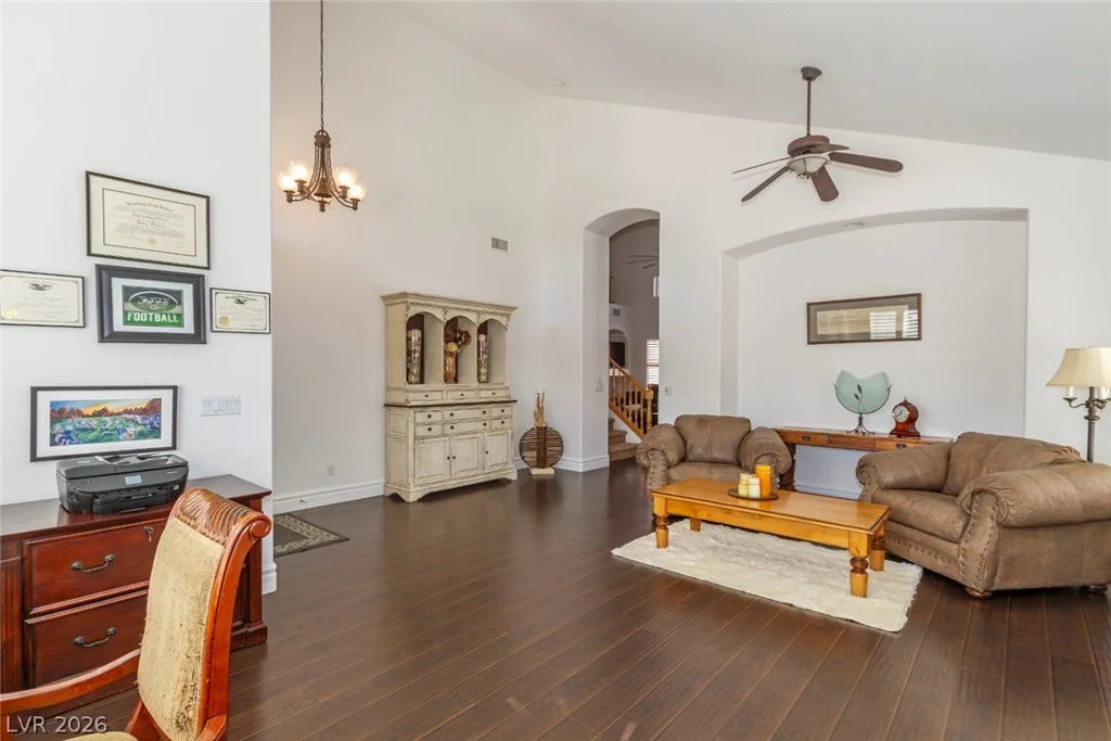 1005 Eaglewood, Las Vegas, NV 89144