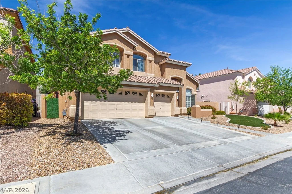 1005 Eaglewood, Las Vegas, NV 89144