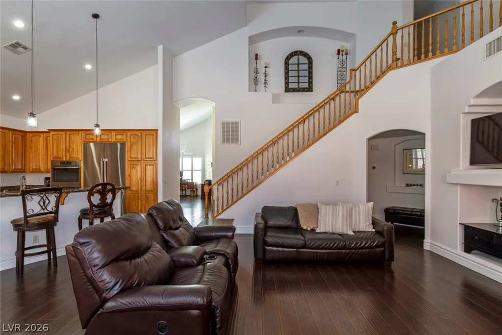 1005 Eaglewood, Las Vegas, NV 89144