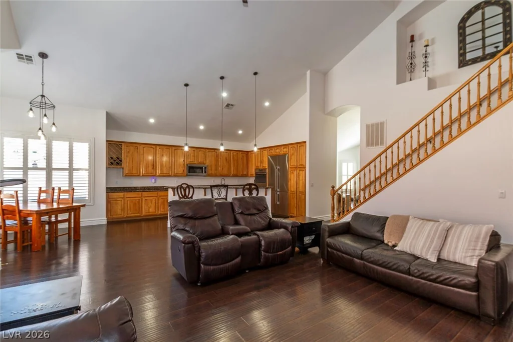 1005 Eaglewood, Las Vegas, NV 89144