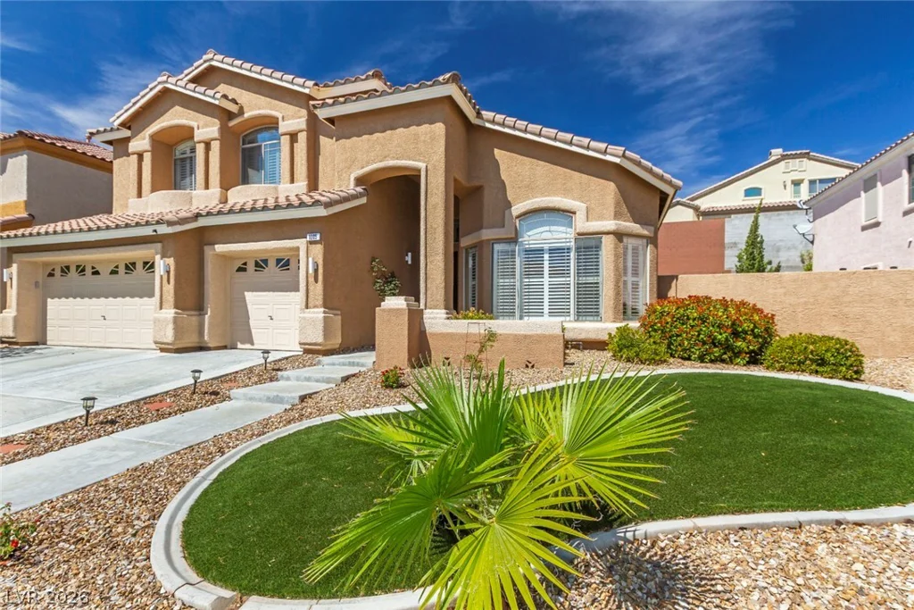 1005 Eaglewood, Las Vegas, NV 89144