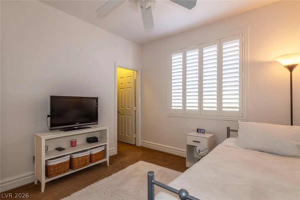 1005 Eaglewood, Las Vegas, NV 89144
