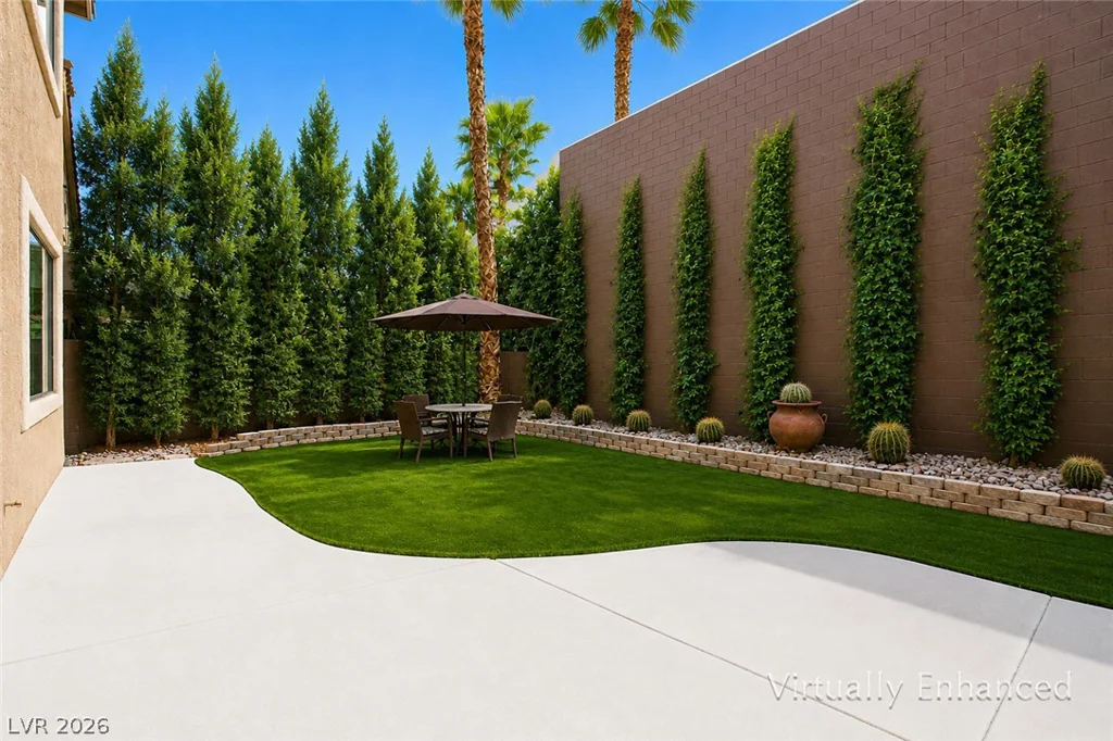 1005 Eaglewood, Las Vegas, NV 89144